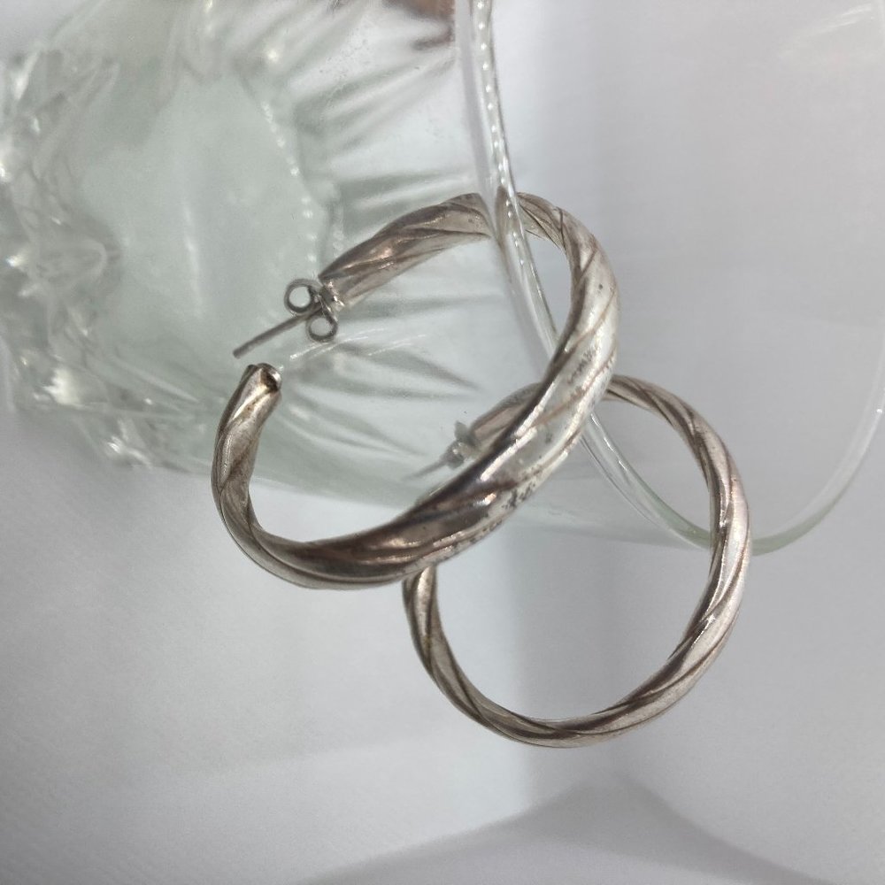 Bold Sterling Hoops 8g - Picture 5 of 7